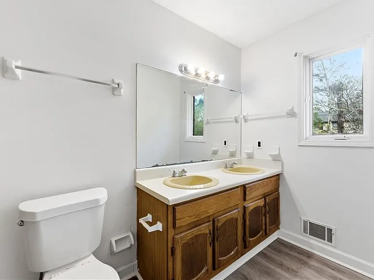 2130 Fieldstone View Ct SE #B — Photo 17