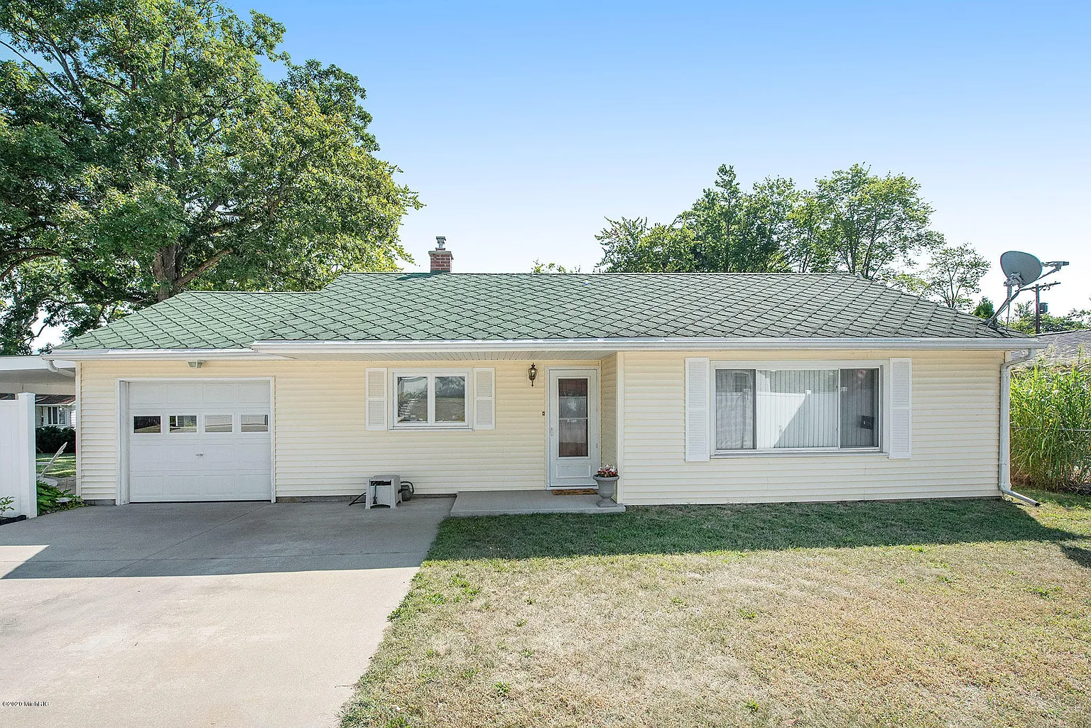 14439 Daisy Hill St photo 1