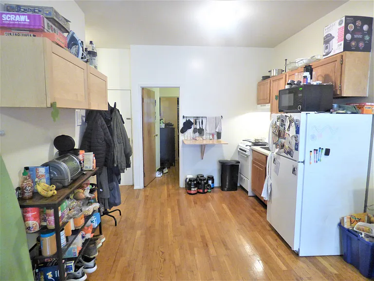 333 E 70th St #10 — Photo 4