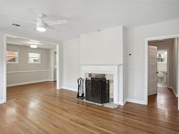 3rd image of 39 Oakridge Ave NE