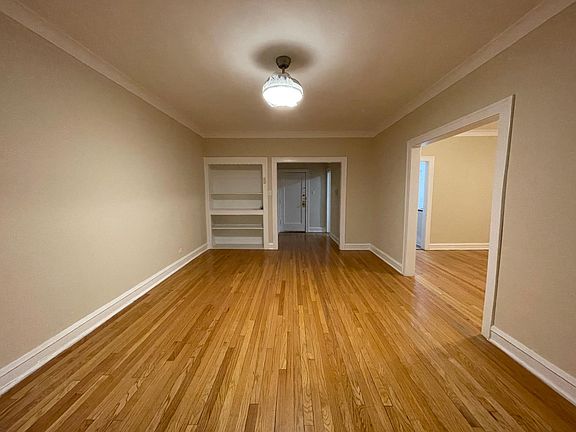 2nd image of 10723 S King Dr W