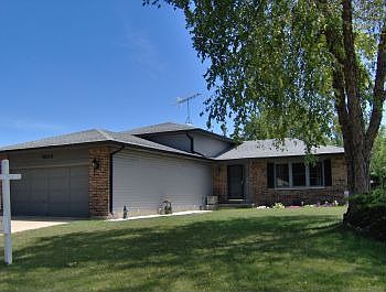 Tons of curb appeal!