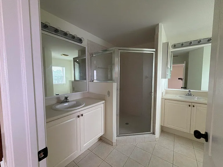 274 River Bluff Ln — Photo 25
