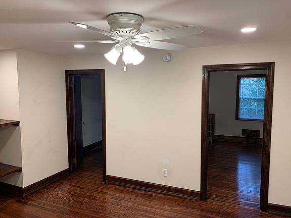 2nd image of 429 E Girard Ave APT 3