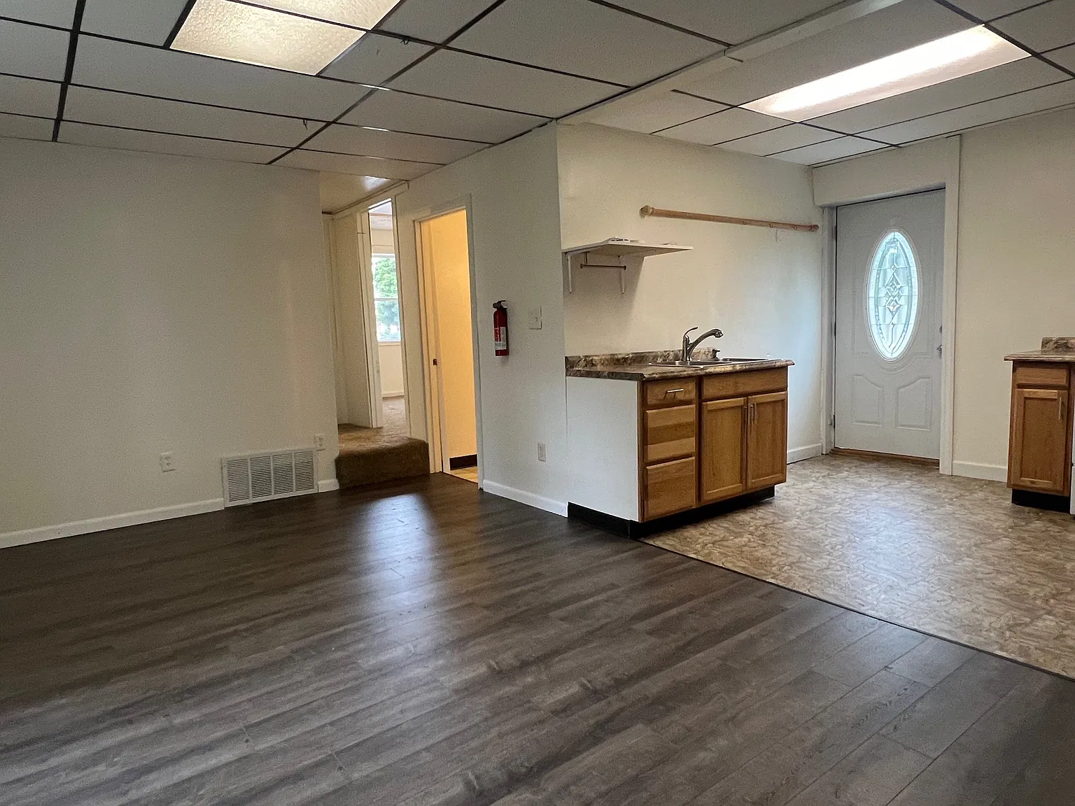 2 bed, $900 — Photo 2