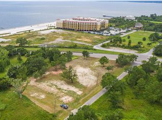 408 Lovers Ln, Pass Christian, MS 39571