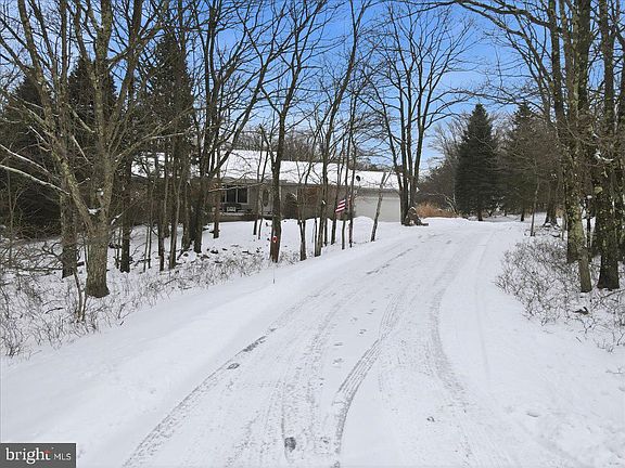 5th image of 130 Brittany Dr