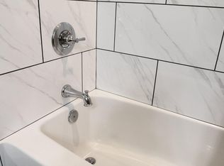 438 N Main St #B, Oshkosh, WI 54901