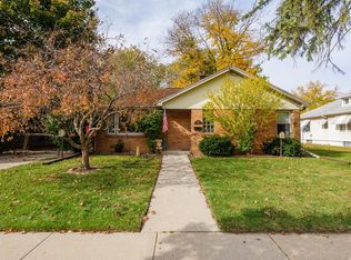 326 Blaine Ave, Racine, WI 53405