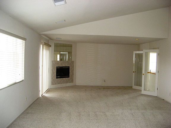 2nd image of 4401 Mira Loma Dr