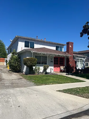 205 E Acacia St #C Photo 1