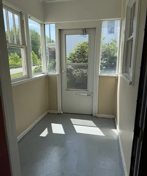 306 Front Ave — Photo 10