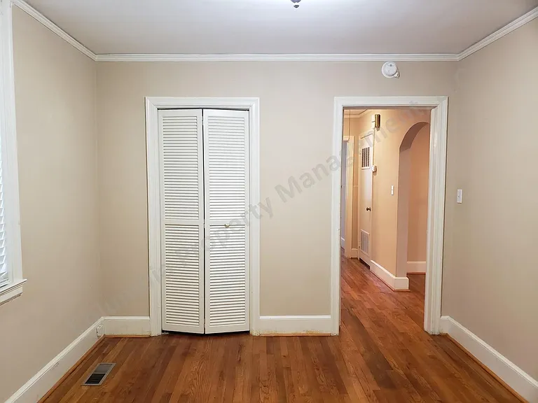 420 Bonham Rd — Photo 11