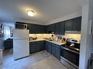 47 Terrace Gdns, Wallingford, CT 06492