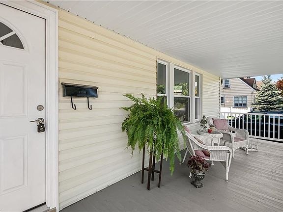 3rd image of 148 W Glendale St