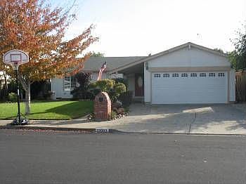 2nd image of 33003 Arizona St