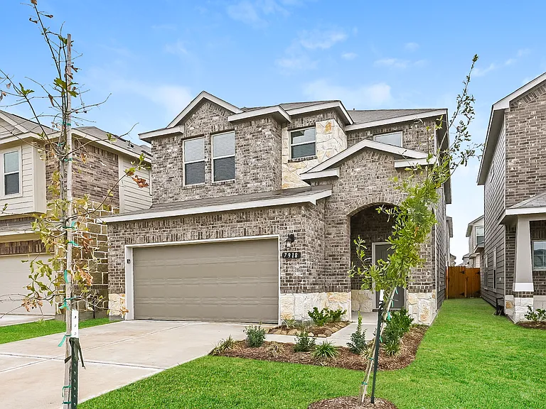 7918 Tuscan Cypress Dr — Photo 2