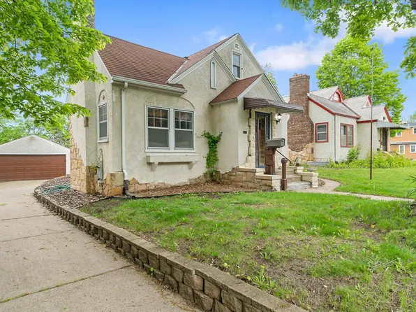 1433 Edgerton St, Saint Paul, MN 55130