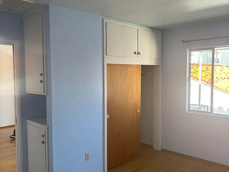 4492-4502 Illinois St #4492-D — Photo 3