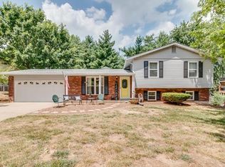 24 Haverford Dr, Saint Peters, MO