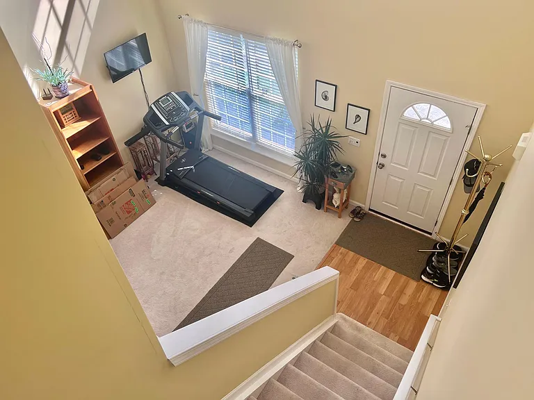 302 Mannington Dr — Photo 26