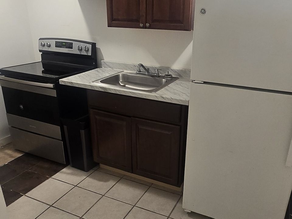 1st image of 538 Pine St #2