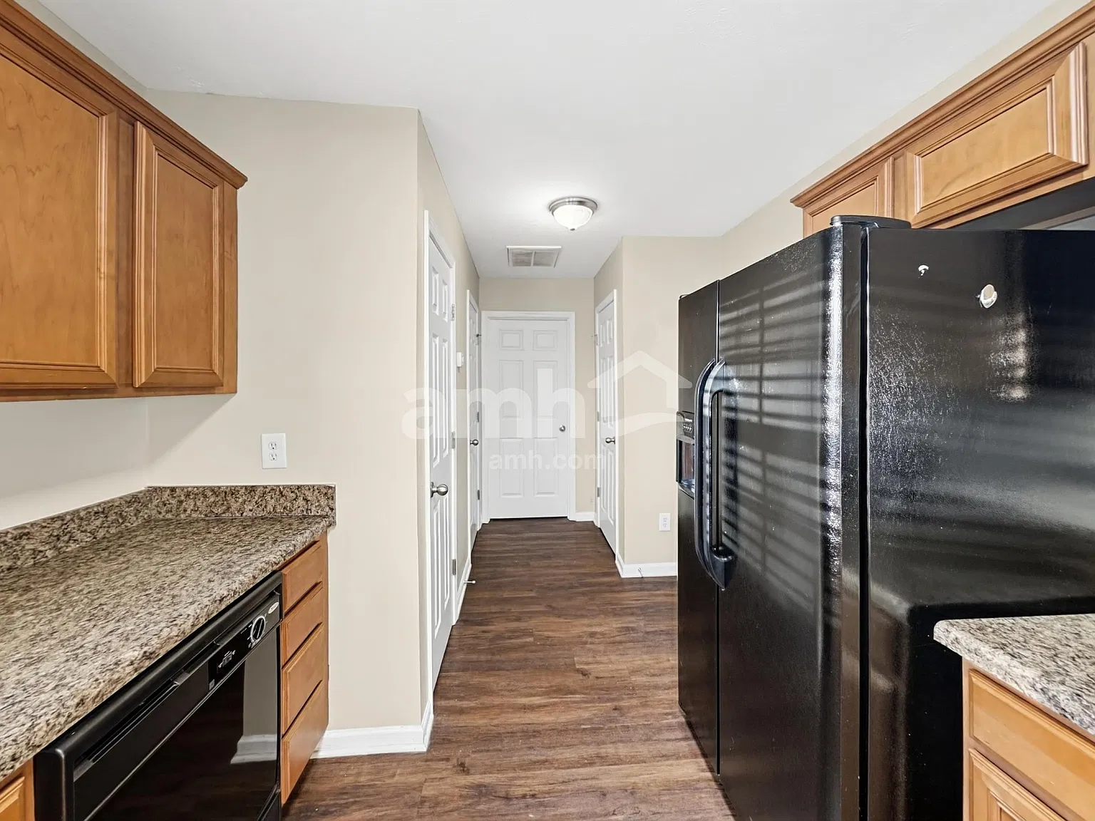 3 bed, 2.5 bath, 1656 sqft, $2,195 — Photo 3