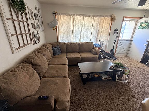 4th image of 207 SE 5th St