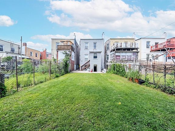 3rd image of 2512 Maclay Avenue