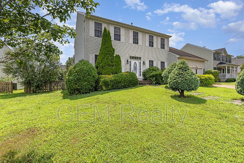 1st image of 35 Wild Rose Dr