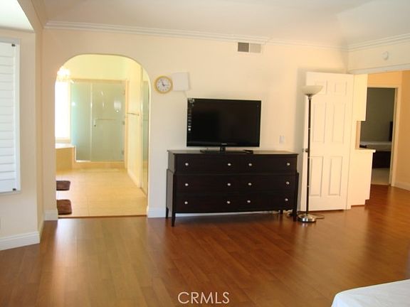 4th image of 1920 Shaded Wood Rd