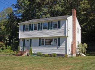 31 Mackintosh St, Franklin, MA 02038