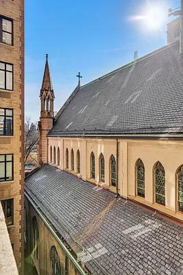 Sold by Compass | media 5
