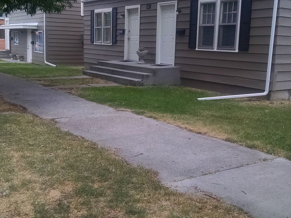 1st image of 609 1st St W #1