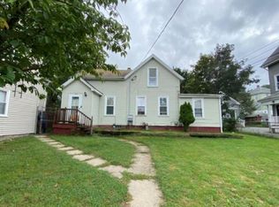 238 Grove St, Woonsocket, RI 02895