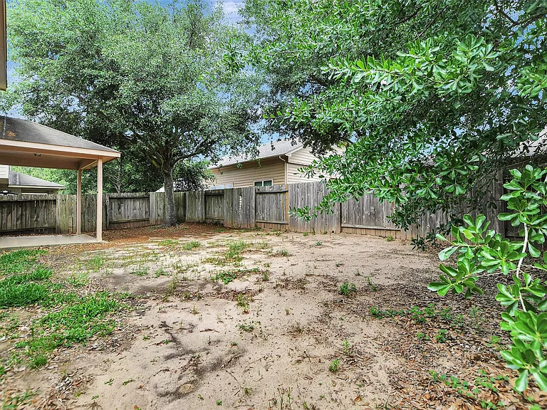 11426 Noble Ct — Photo 37
