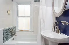 Full bath with Tub/shower