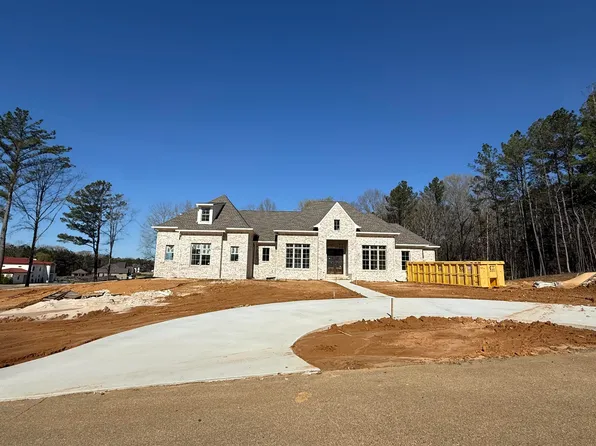 111 Oak Ln, Tupelo, MS 38801