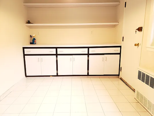 Rented by Astoria Realty | media 14