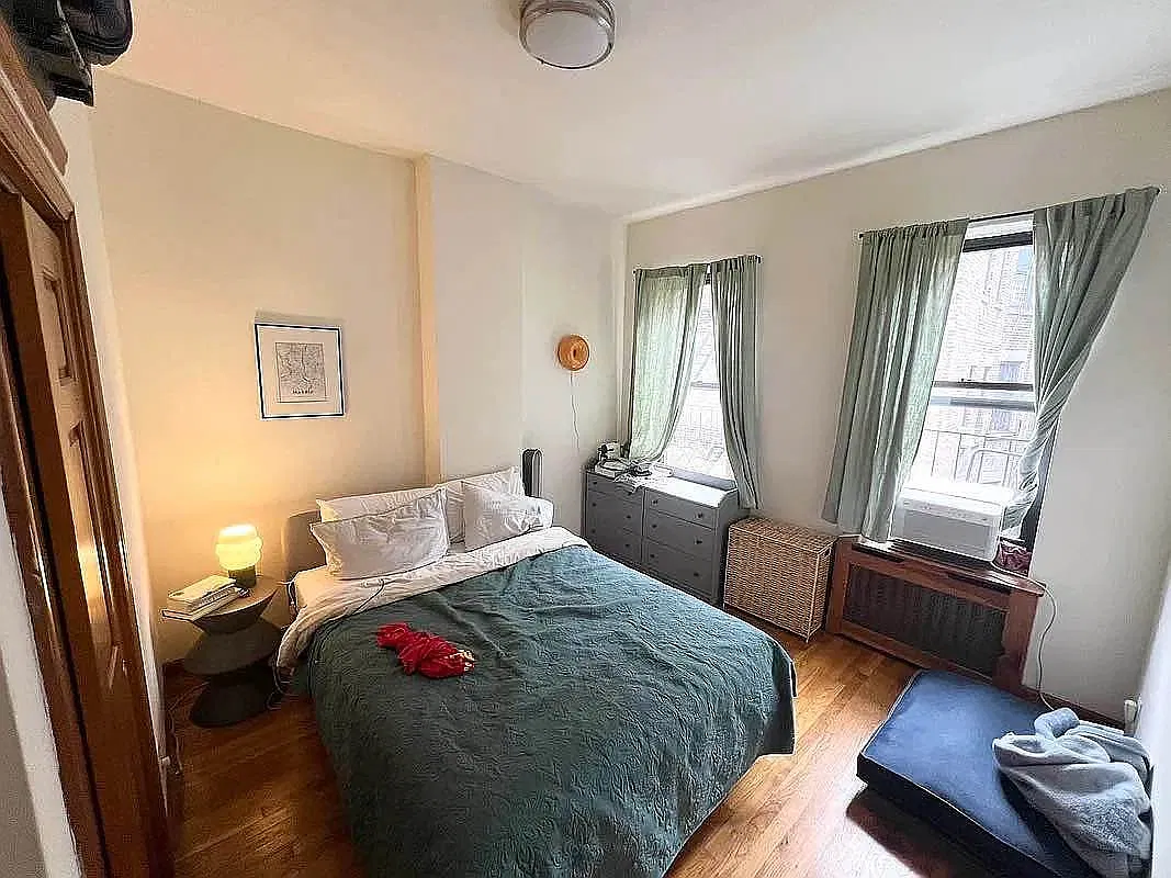 118 West 83rd Street — Photo 2