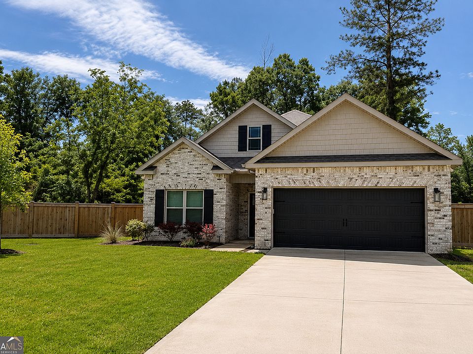 1st image of 217 Willowbrook Ln
