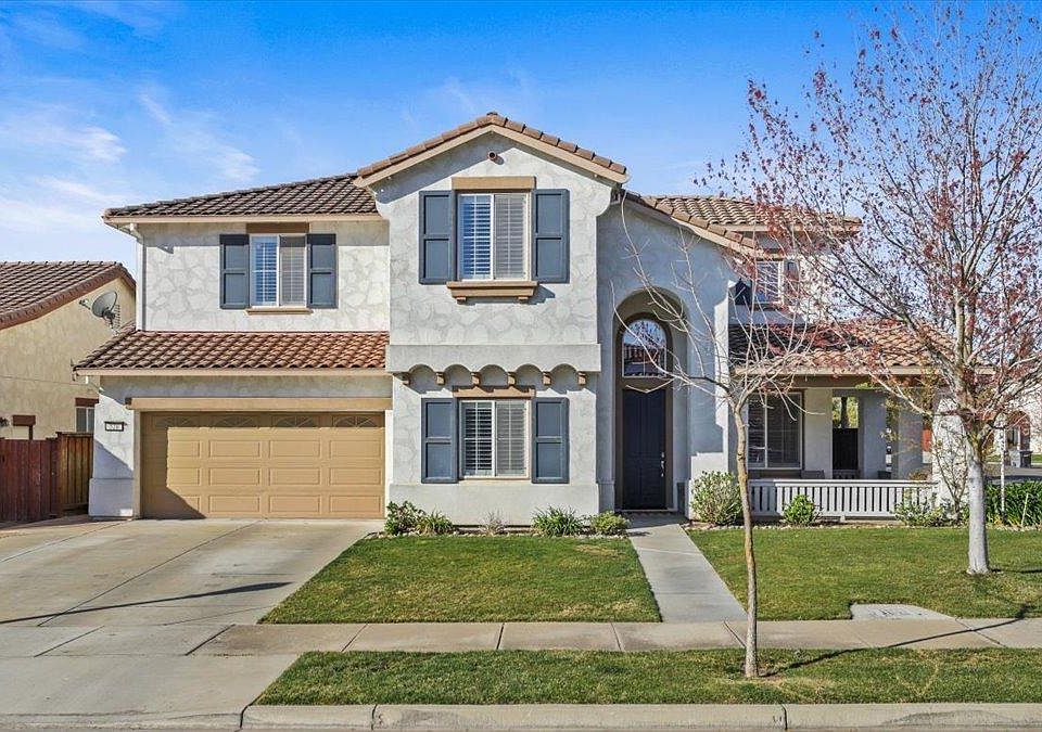 1st image of 526 Triple Crown Ct