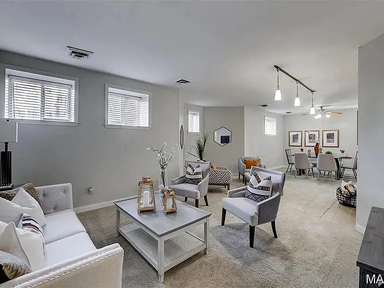 4256 Maryland Ave #LLE — Photo 2