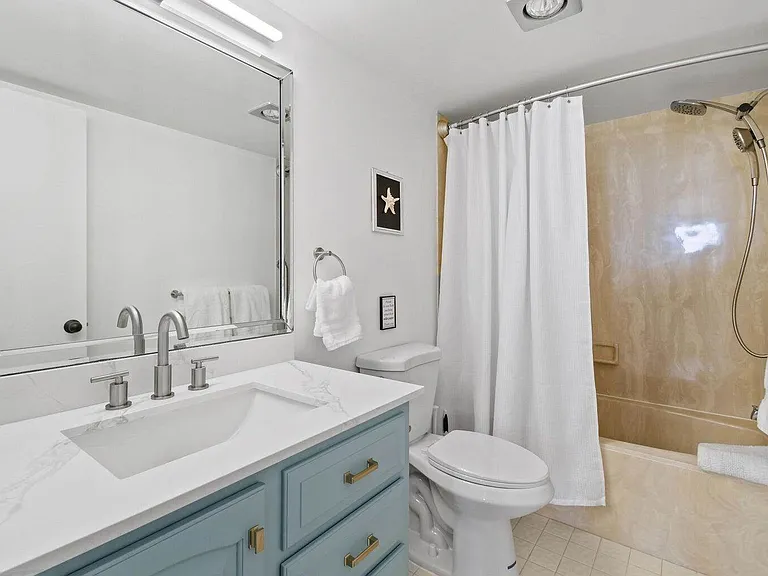 5047 N Hwy #A1A-404 — Photo 22