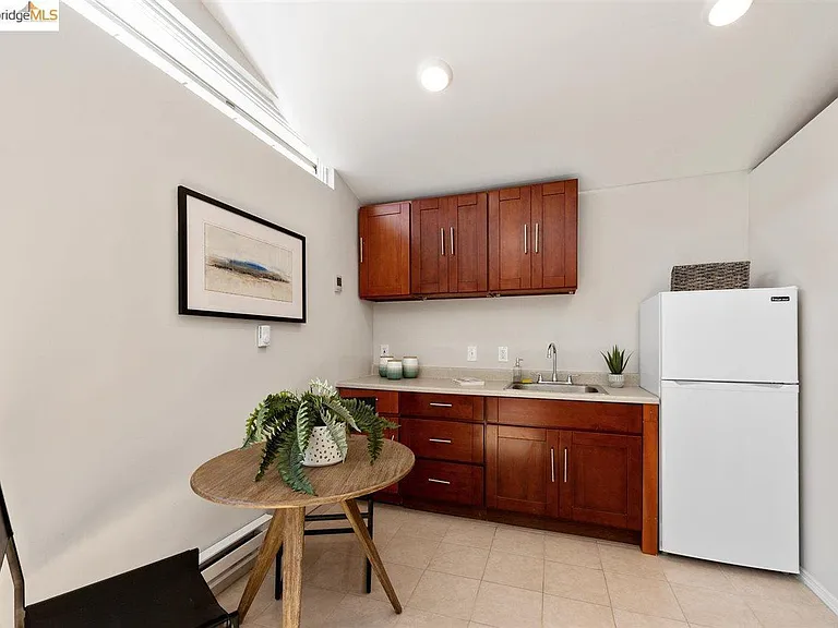 903 Santa Fe Ave — Photo 7