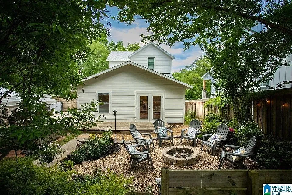 Beatiful Home for Rent in the Heart of Old Town Helena — Photo 3