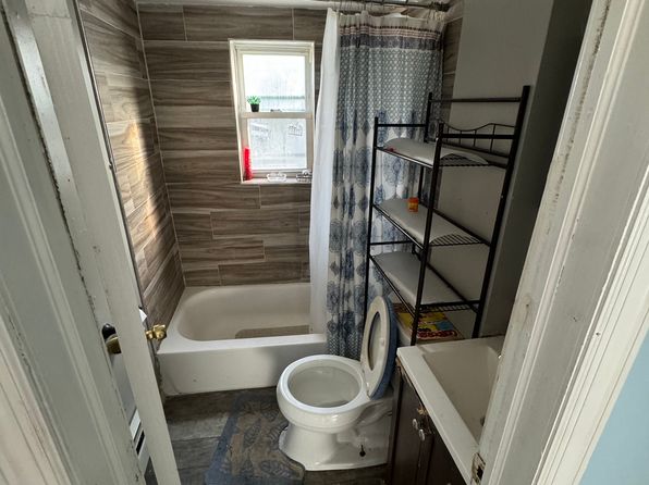 137 Paterson Ave FLOOR 2