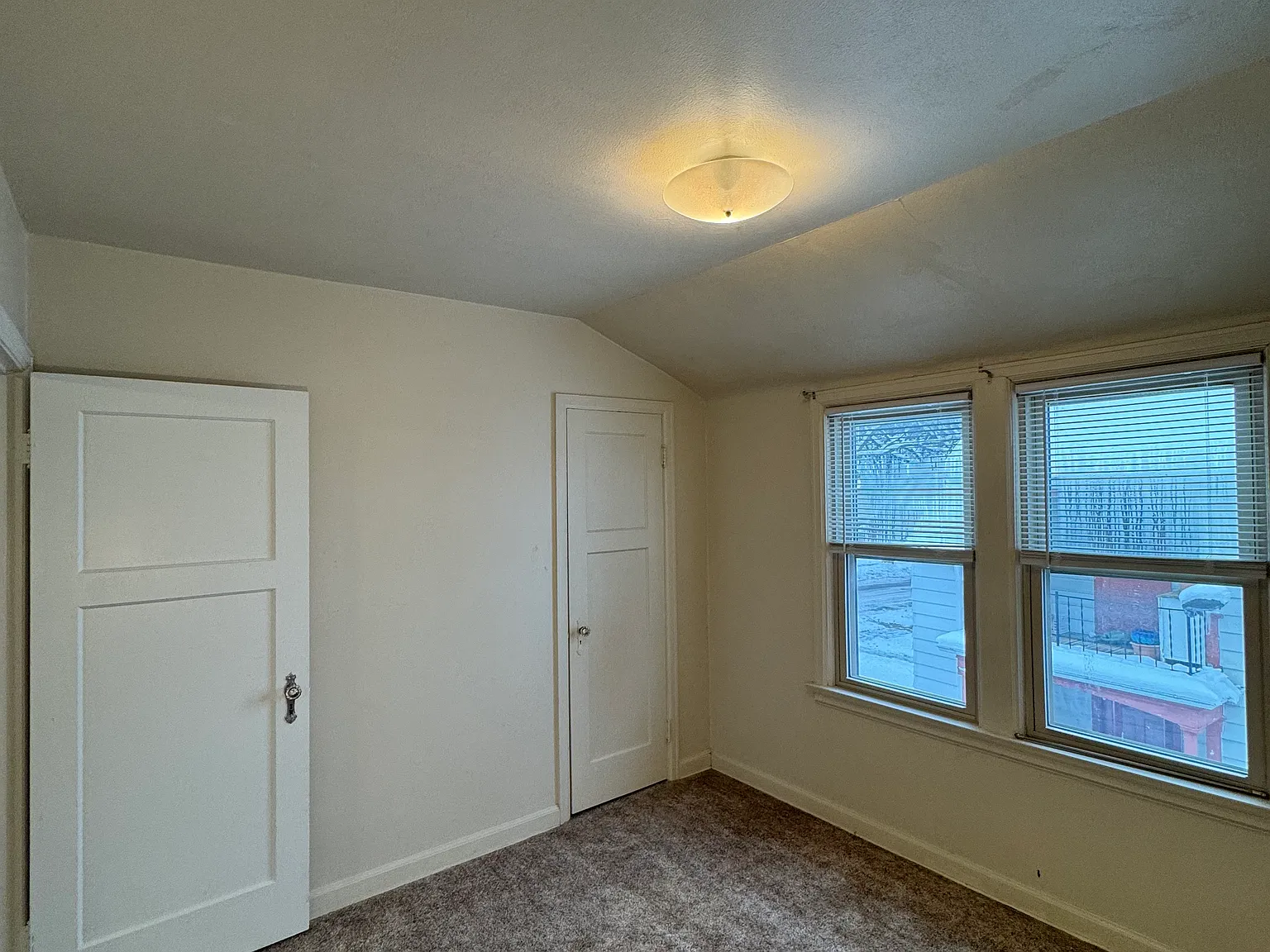 2 bed, 839 sqft, $1,475 — Photo 4