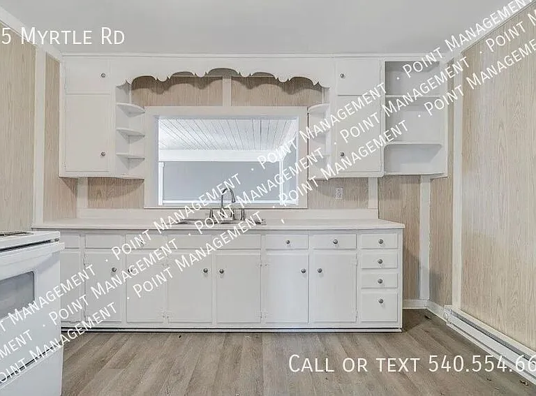 935 Myrtle Rd — Photo 16
