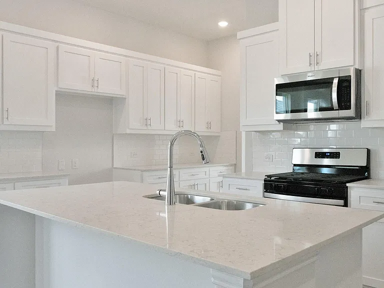 603 Parrino Pkwy — Photo 11